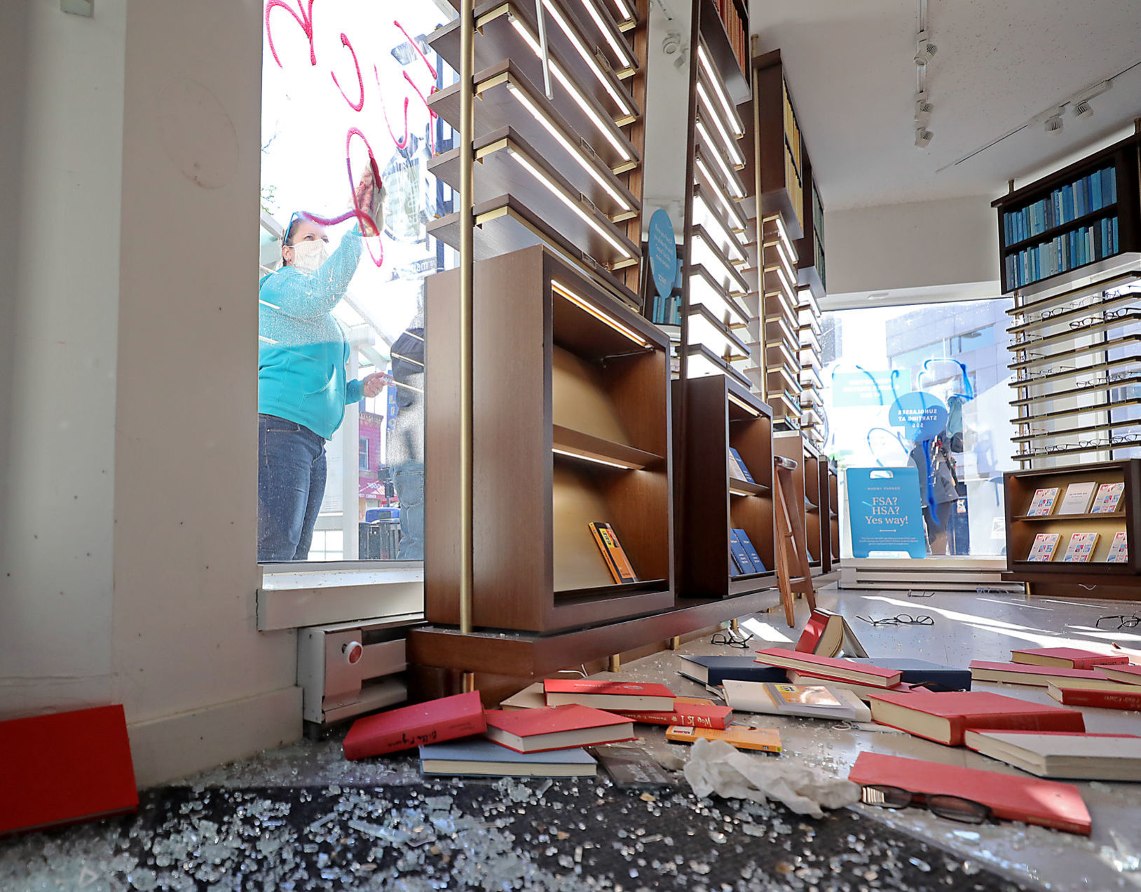 Madison cleans up after riot Downtown